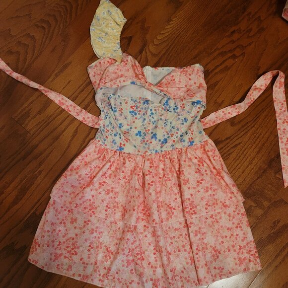 Sundress - Picture 1 of 2